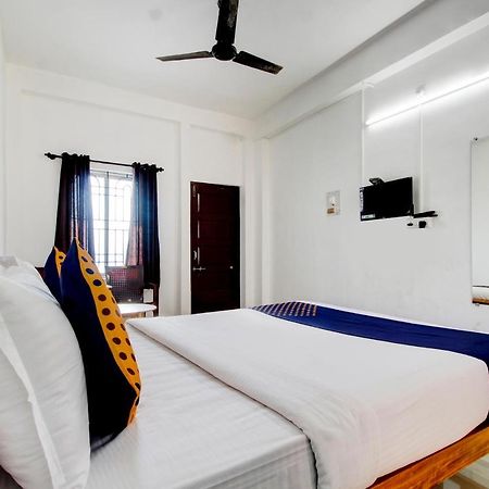 SPOT ON 76848 Hotel Samruddhi Residency Manipal Eksteriør billede