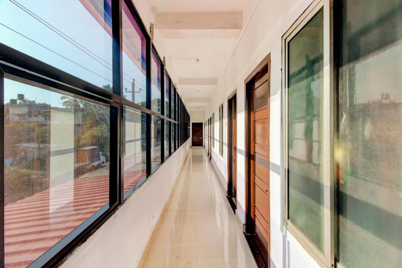 SPOT ON 76848 Hotel Samruddhi Residency Manipal Eksteriør billede